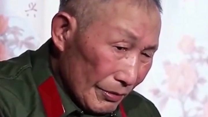 李忠秀，出生于山东峄县，参加过抗日战争和解放战争的老兵！