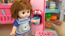 多利娃娃女孩照顾小宝宝，选用食材准备做菜！儿童玩具