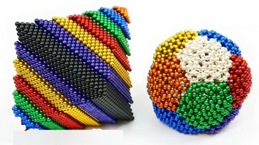 用磁铁球搭建一个圆球,看着好有成就感-巴克球教程-生活-完整版视频