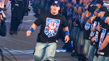 WWE巨星约翰塞纳在历届《摔角狂热》上那些炸裂的出场！