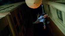 《哥谭》7- S体从天而降 气球人惩奸除恶 被赞为义警