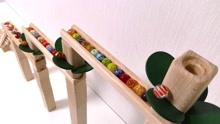 大理石玩具：Scallino楼梯和哈巴斜坡球场，有趣的比赛正在进行！