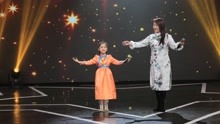 2022中华民族春晚-萨日娜和赛音吉娅演唱《七个母音》总导演韩树
