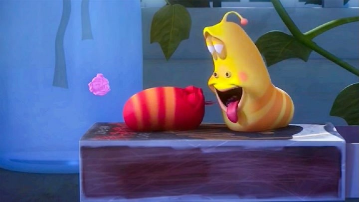 儿童动画：夜深人静的时候，小黄偷摸的想要偷吃小红的泡泡糖！