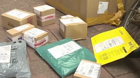 快递退货运费之痛!14元物品的155元代价,消费者权益何在?