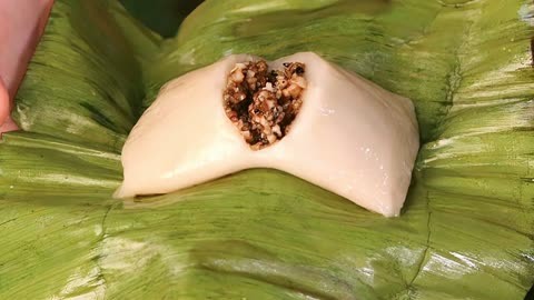 广西芭蕉叶糍粑蕉叶糯米卡颈传统纯手工制作红糖花生芝麻绿豆糍粑
